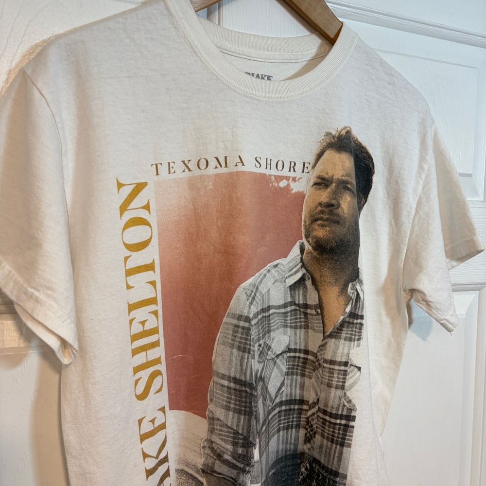 Blake Shelton Texoma Shore White Graphic Shirt Men M Country Music Concert 2018